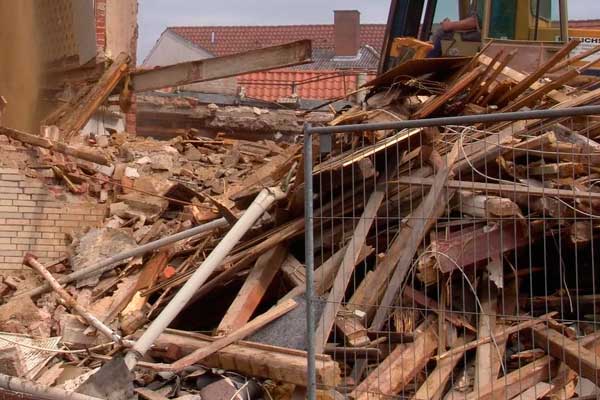 Демонтаж постройки